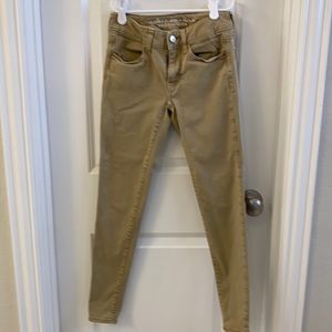 American eagle jegging pants.